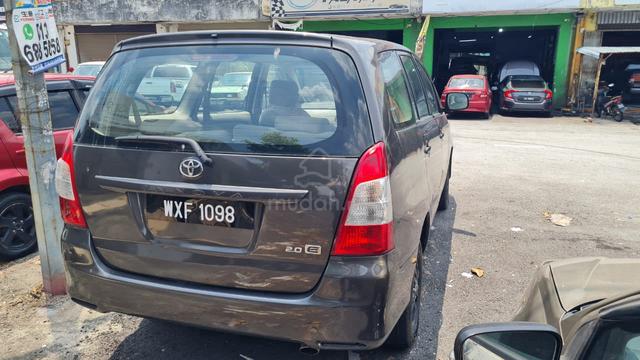 2012 Toyota INNOVA 2.0 E (A) - 4