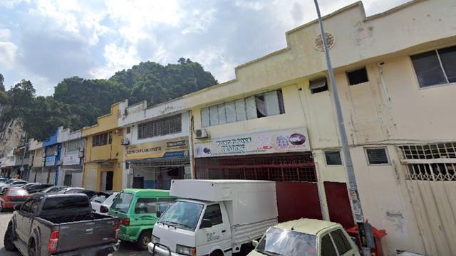 Taman Industri Bolton Batu Caves1.5 Storey Factory 2 Unit Adjoining 1