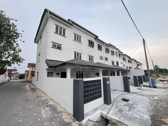 3 Storey House Senawang 1