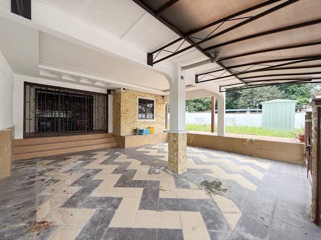 [Corner Lot] Double Storey Terrace Seksyen 4, Bandar Baru Bangi 4
