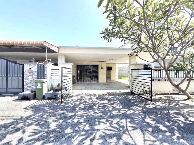 NEAR MASJID| CORNER Single Storey Madan Pengkalan Ipoh. 1