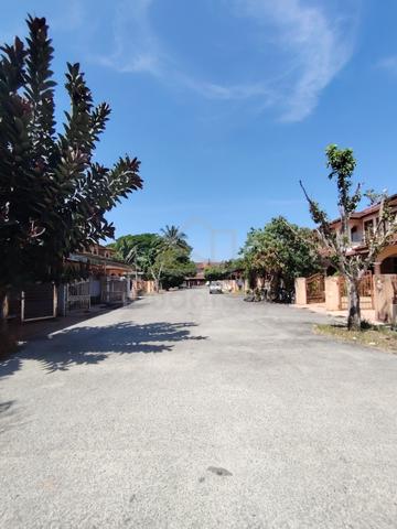 Teres 2 tingkat Demit Kubang Kerian 1
