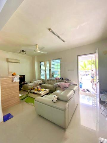 FACING OPEN! Double Storey Terrace Taman Desa Budiman Sungai Long Cher 4