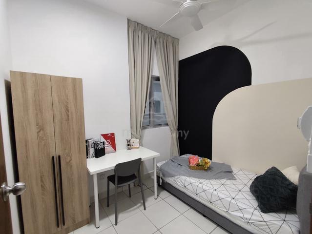 Small room for rent at Mercu Jalil @ Bukit Jalil City 1