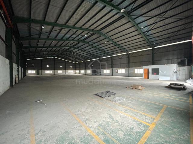 Warehouse Factory bu 13000sf with Power 300amps Jalan Kebun for rent 1