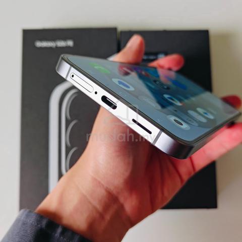 Samsung Galaxy S26 FE 256GB Graphite LIKE NEW - photo 4 of 6
