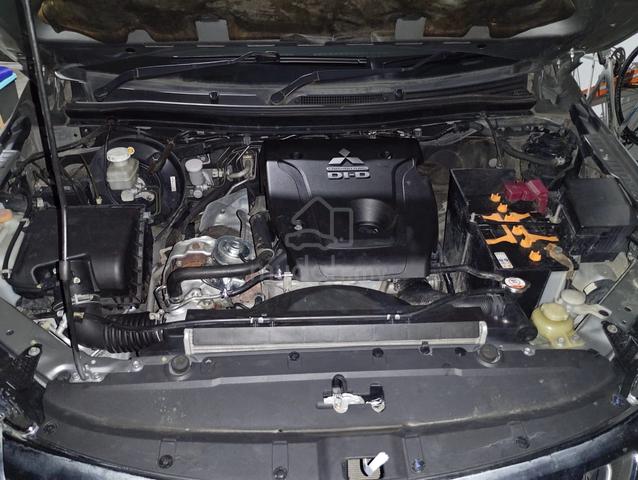 2016 Mitsubishi TRITON 2.4 VGT M/T MY2016 (M) - 2