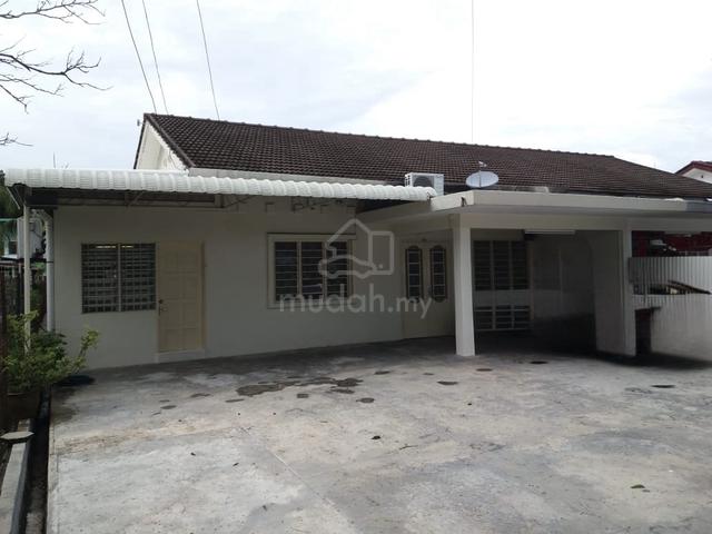 Prime Location Taman Jelutong Single Storey Semi-D Near Penang Bridge 1