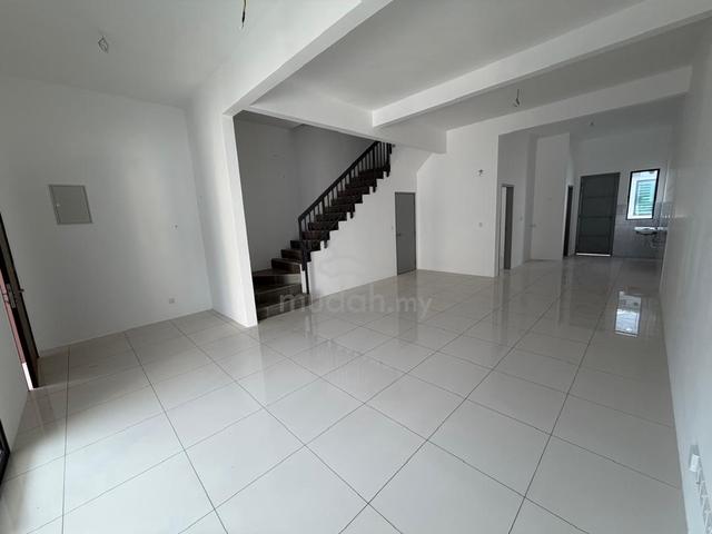 Tasek.Double storey. Totally new house 1