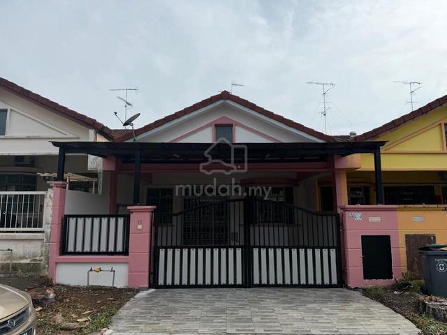 Taman Puteri Wangsa, Ulu Tiram 1