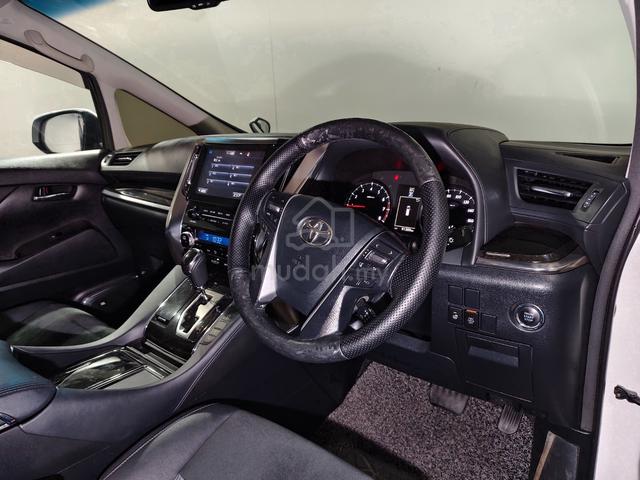 2015 Toyota Alphard 2.5 SC JBL 1Owner Like New - 4
