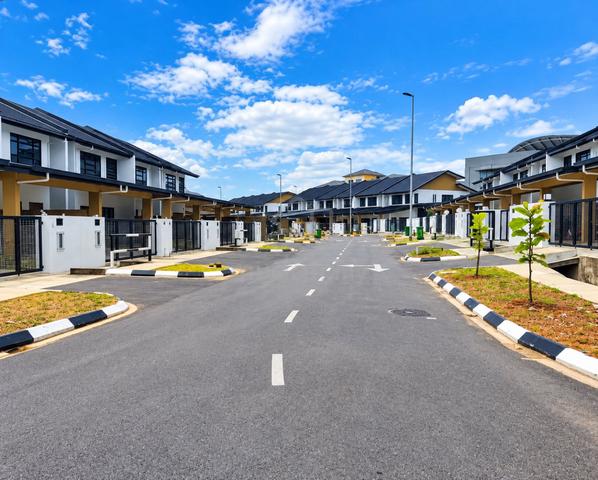 Double Storey Terrace House at Boxhill 76, Kota Sentosa  for Sale 1