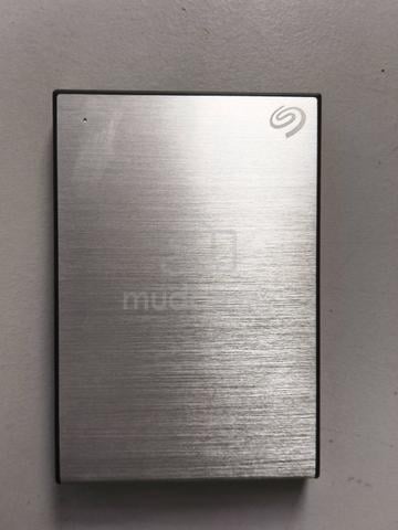 Seagate One Touch 2TB External Hard Drive - photo 3 of 6