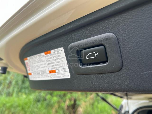 Toyota Vellfire 2.5cc - 5