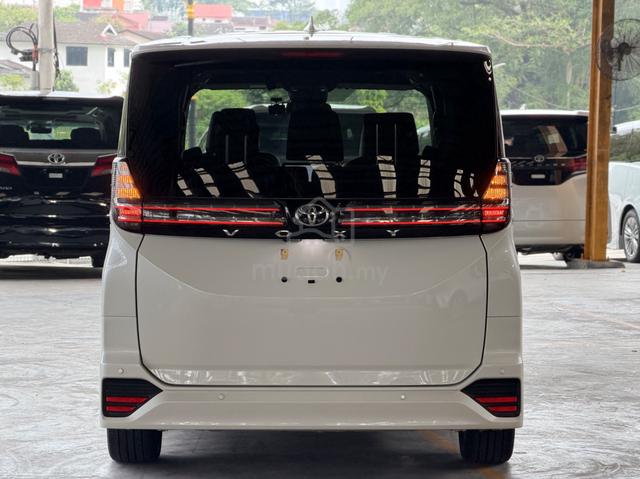 2022 Toyota VOXY 2.0 S-Z (A) - 5