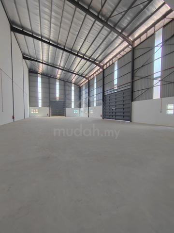 3 Storey Semi D Factory For Rent – Kampung Jawa, Shah Alam 1