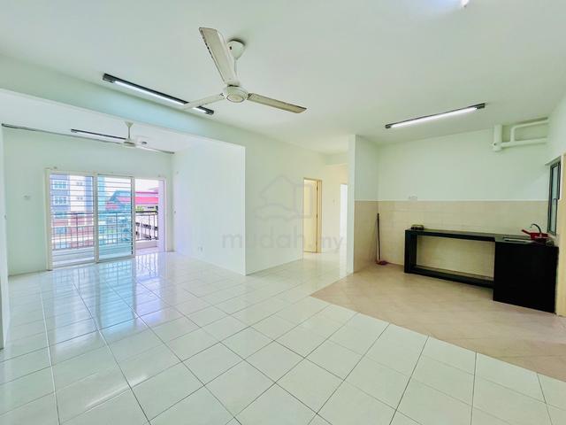 Unipark Condominium 1