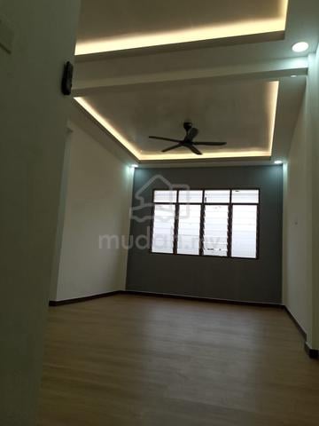 Taman Megah Flat 1
