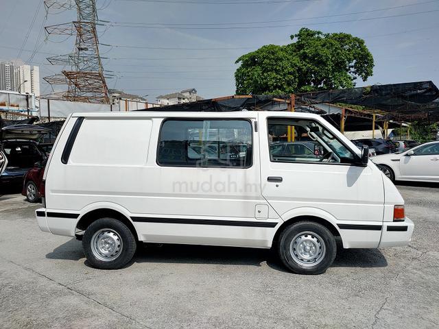2010 VANETTE C22 1.5 (M)SemiPanel, Dual A/C - 2