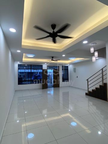 benoni parklane villa ph1 2 storey for rent 1