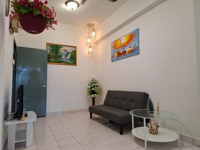 Taman Suria Shop Apartment 1