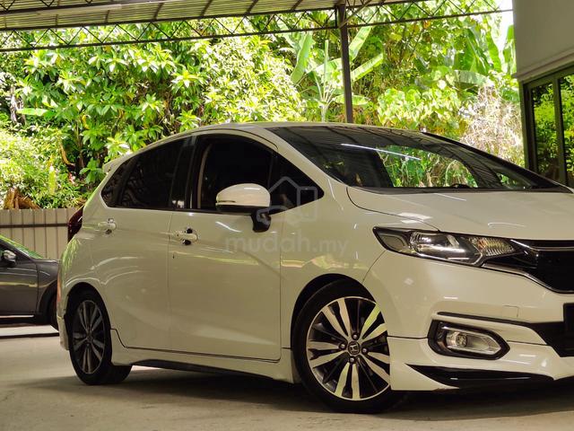 2018 Honda JAZZ 1.5 V I-VTEC AUTO FREE TINTED - 2