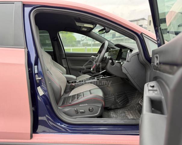 2022 Volkswagen GOLF 2.0 GTI (A) Sporty Car - 4