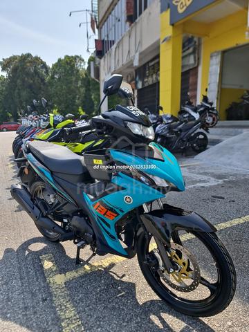 yamaha v8 motorcycle