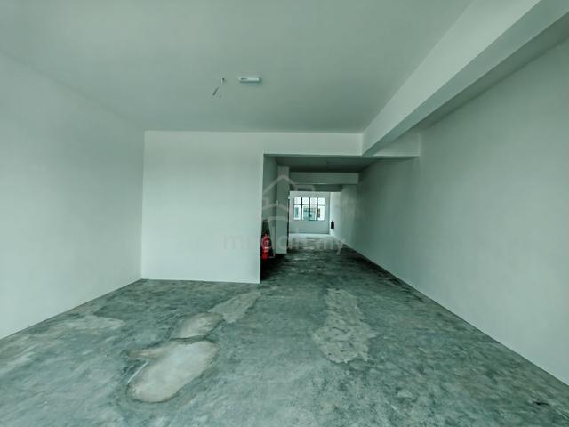 FACING MAINROAD 1st Floor Shoplot TOWN AREA Aman Parc Taman Intan 1