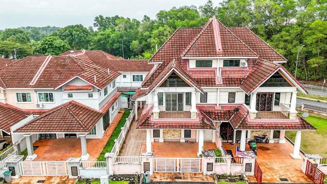 2.5 Storey Semi-D @ Impiana Residence, Bandar Baru Nilai 1