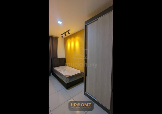 Junior Low Deposit Bilik Sewa You Vista Near Mrt Female Male Jun Promo 1