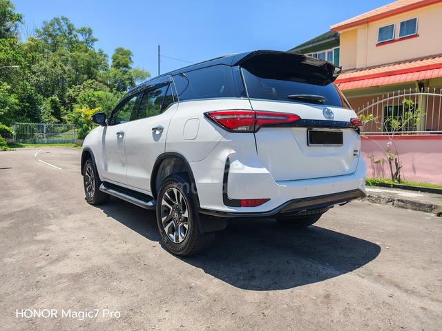 2022 Toyota FORTUNER 2.8 VRZ MY21 (A) - 4