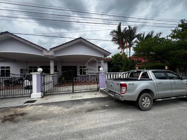 Semi-Detached House for Sale, 4 Bedroom, 2942 sq.ft, Muar, Johor | Mudah.my