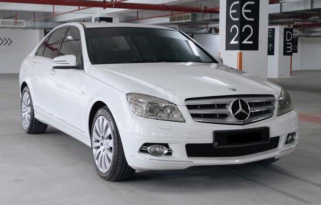 2010 Mercedes Benz C200 CGI BlueEFCY - 3