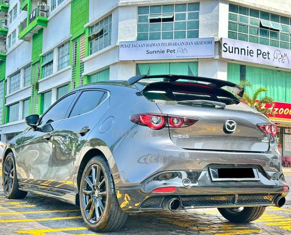 BURGUNDY SEAT💥2023 Mazda 3 2.0 LIFTBACK IGNITE - 2