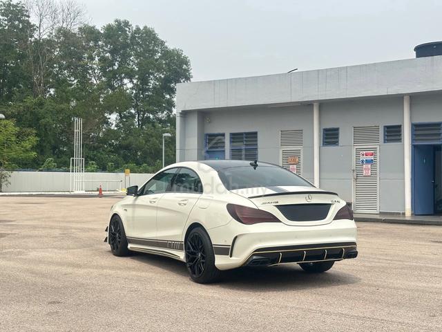 2017 Mercedes Benz CLA-CLASS 1.6 200 (CBU) AMG - 3