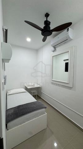 Medium room for rent near MRT kuchai 1