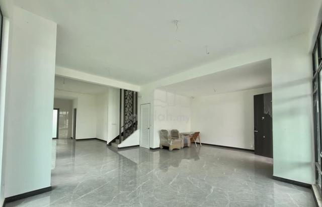 Setia Tropika Double Storey Semi D Near Kempas G&G 1