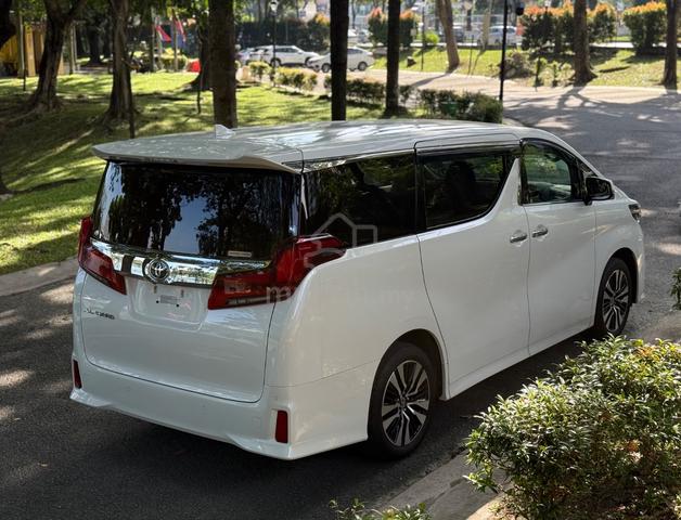 2022 Toyota ALPHARD 2.5 SC (A) DIM LOW MILEAGE - 2