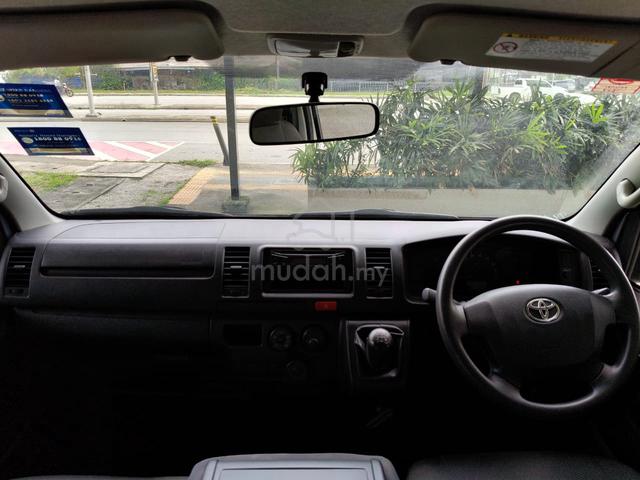 2023 Toyota Hiace 2.5 (M) Window Low Roof 14 Seat - 5
