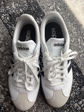 Adidas VL Court Base - photo 2 of 6