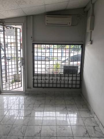 Rumah kedai Untuk Disewa 1