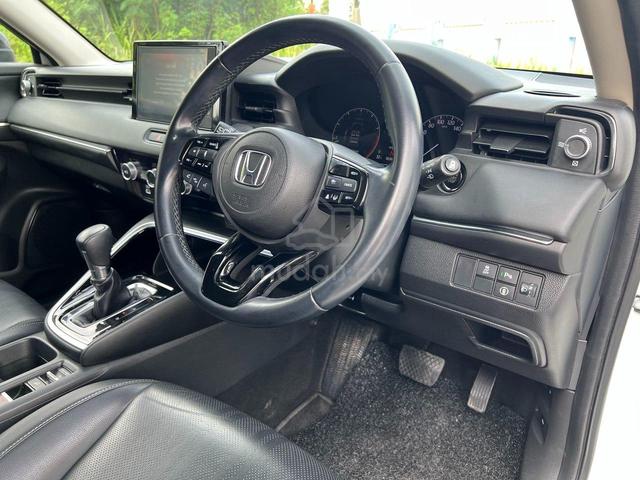 LIKE NEW CAR 2022 Honda HR-V 1.5 TURBO V (A) - 3