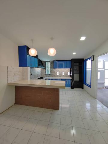 3 storey house Denai Alam, Shah Alam for RENT !!! 1