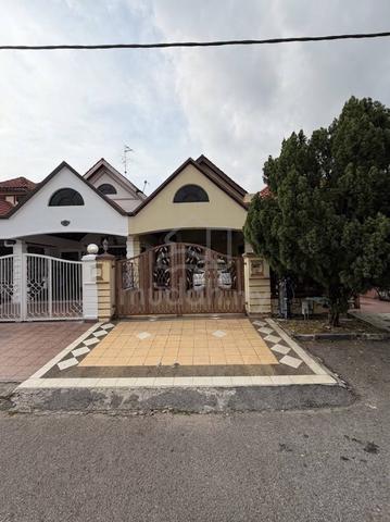 1.5 Storey Jalan Pesona, Taman Pelangi Indah, 81800 Ulu Tiram 1