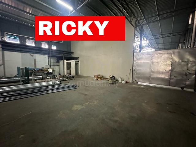 Warehouse Rent at Batu Maung 5000 sqft 200amp View to Offer 2