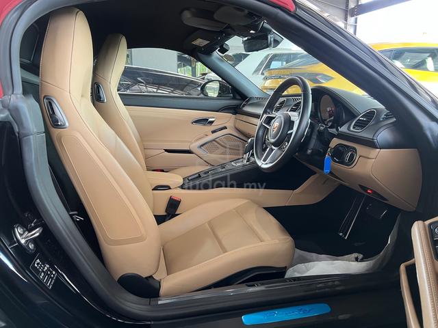 2021 Porsche 718 Boxster Sport Chono Cream Leather - 2