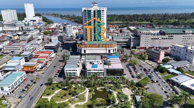 Four Storey Shoplot Corner At Miri Town Area 1