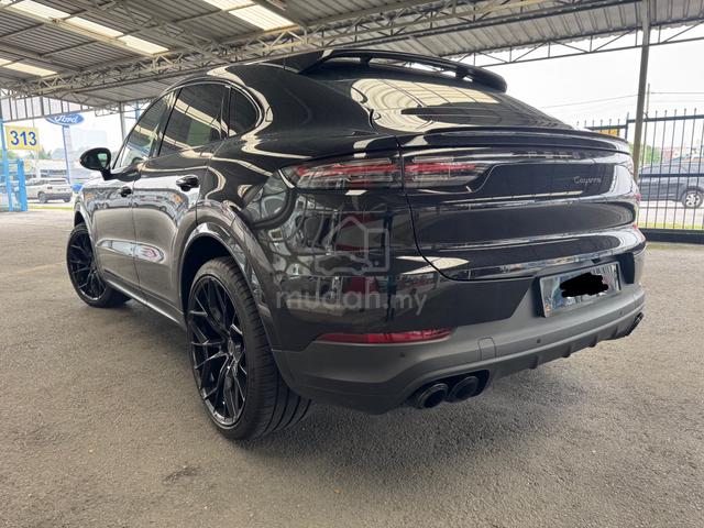 2022 Porsche Cayenne 3.0 Coupe - 2
