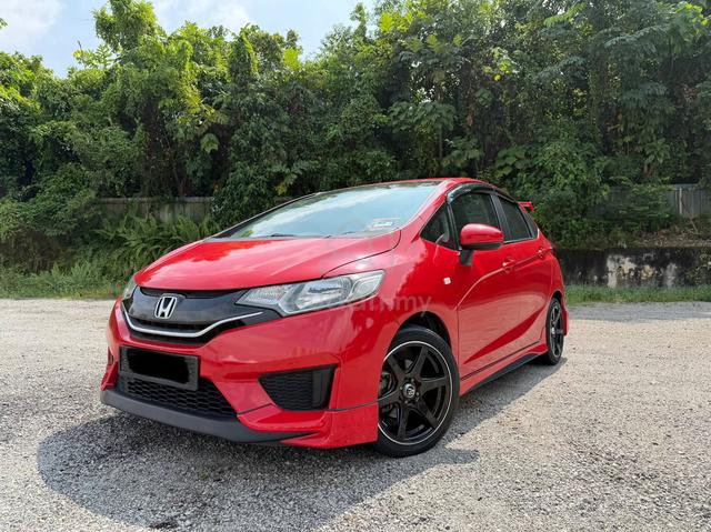 2016 Honda JAZZ 1.5 E (A) Satu Owner F/Serv Honda - 1